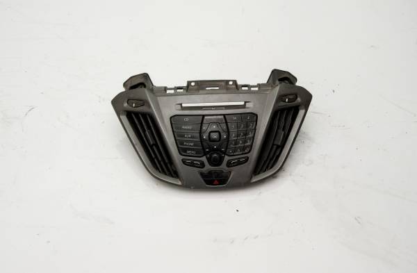 FORD CUSTOM 310 L 125 PS ÇIKMA PARÇA   2012 SONRASI TEYP ÇERÇEVESİ